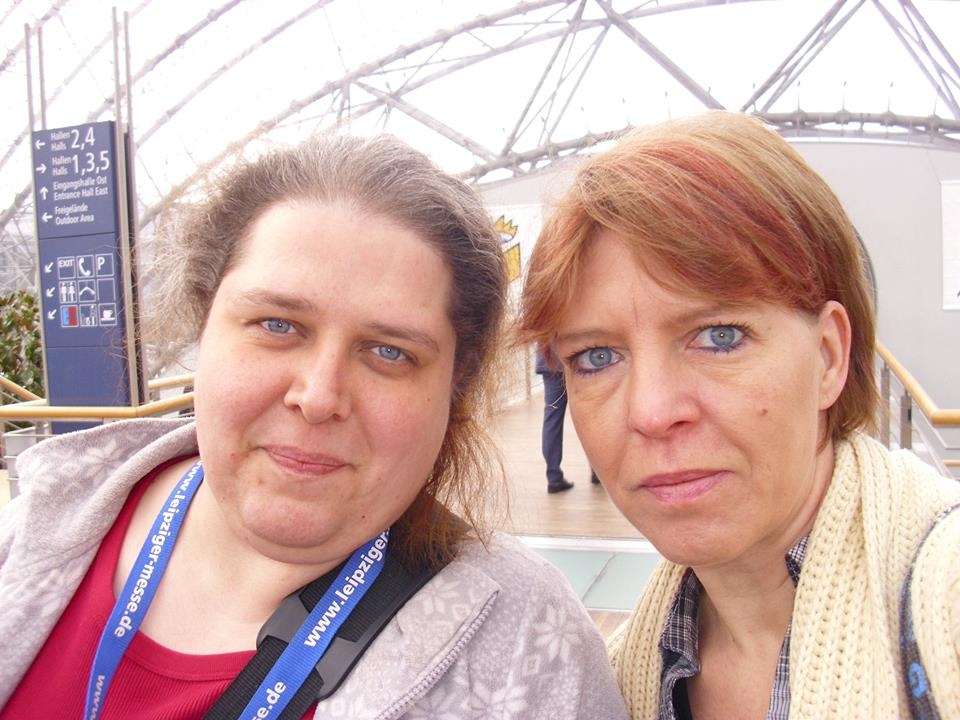 Autorin Sandra Gräfenstein (links) auf der Leipziger Buchmesse 2015. Foto: privat