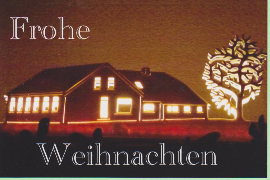 Typisch deutsch? Beleuchtetes Haus zu Weihnachten in Ostfriesland. Quelle: Archiv Detlef M. Plaisier 